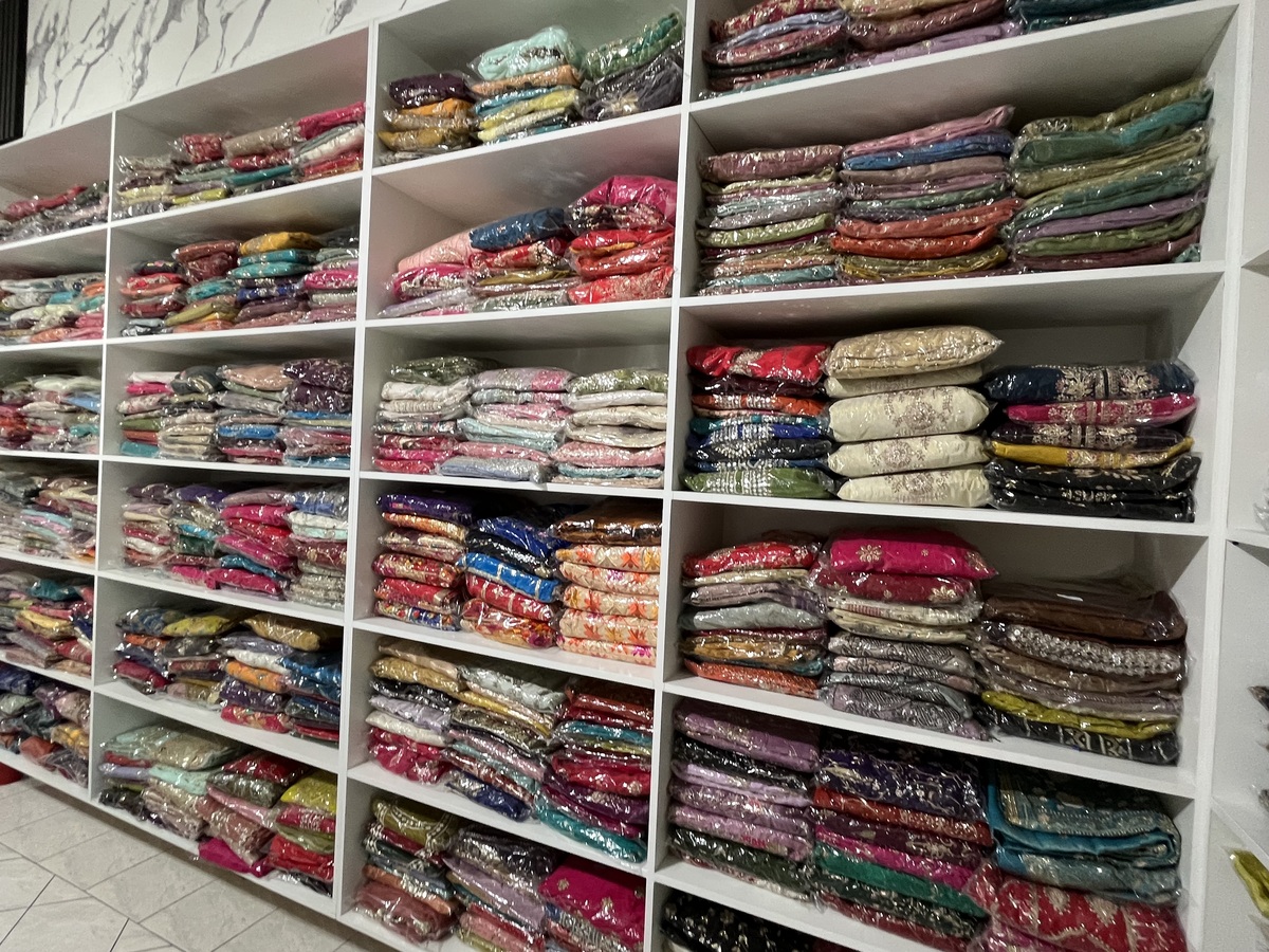 Ethnic Wear abbiagliamento Brescia Locali (11)
