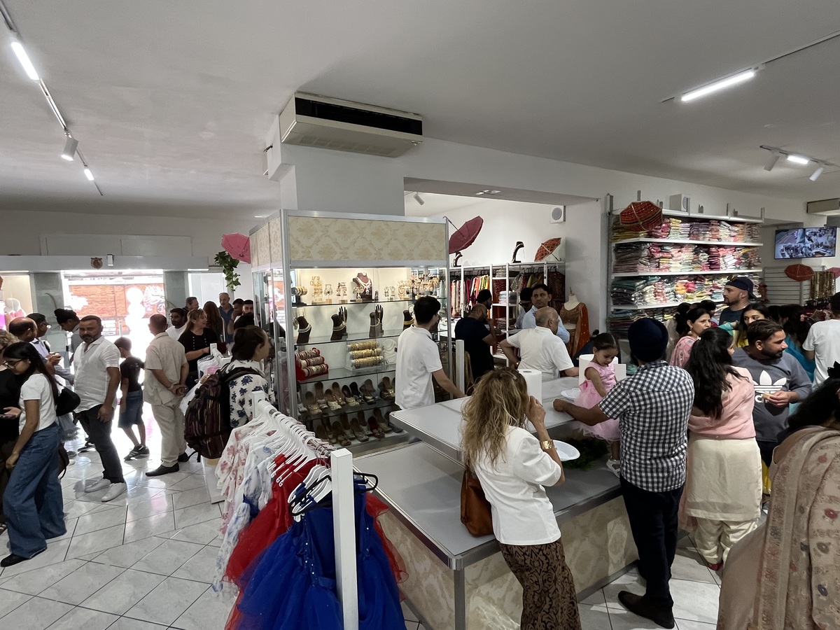 Ethnic Wear abbiagliamento Brescia Locali (25)