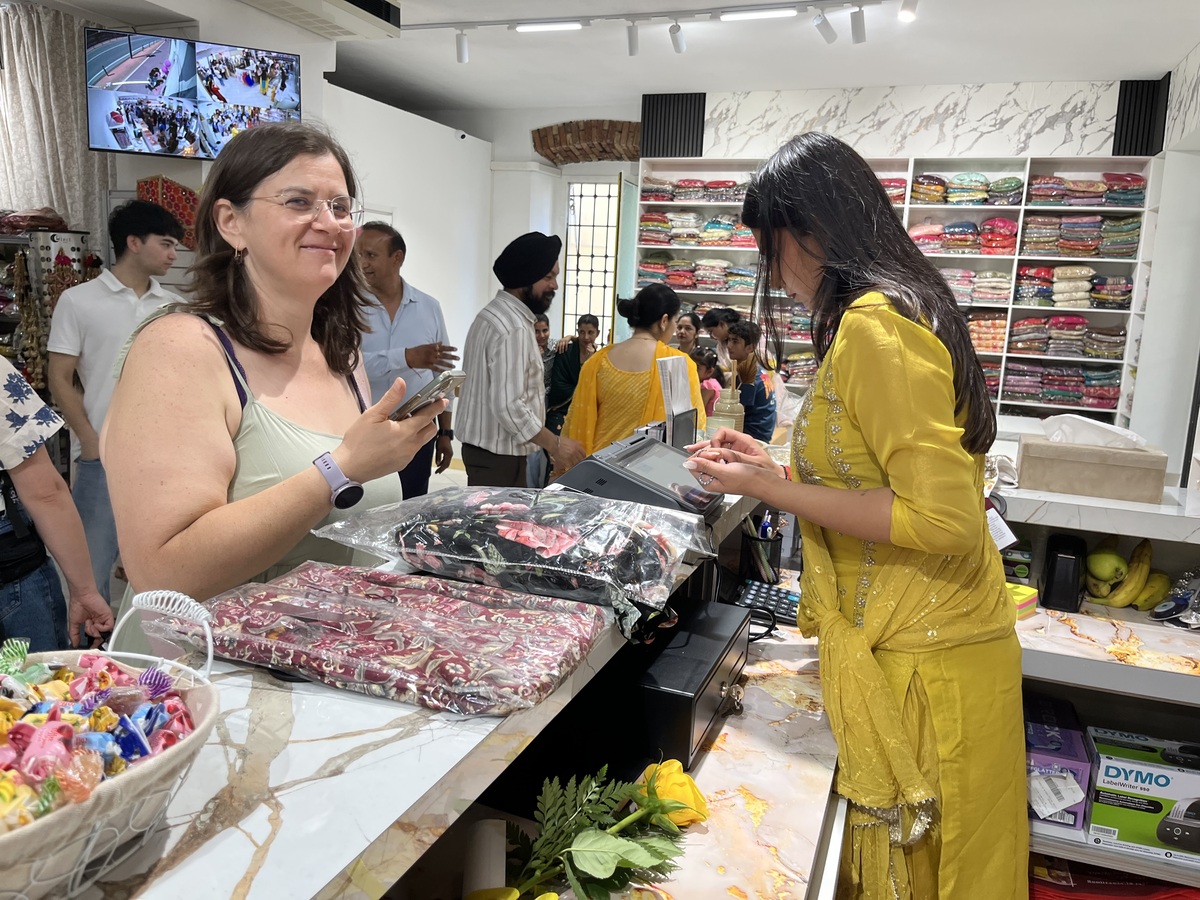 Ethnic Wear abbiagliamento Brescia Locali (28)