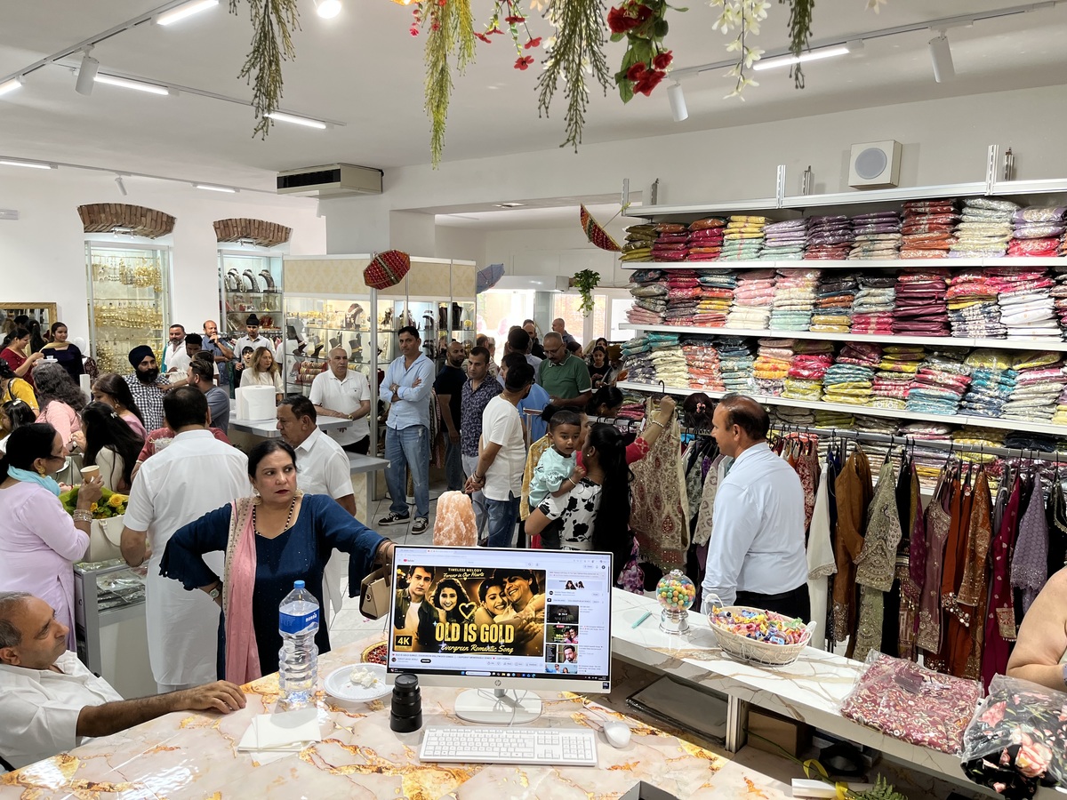 Ethnic Wear abbiagliamento Brescia Locali (29)