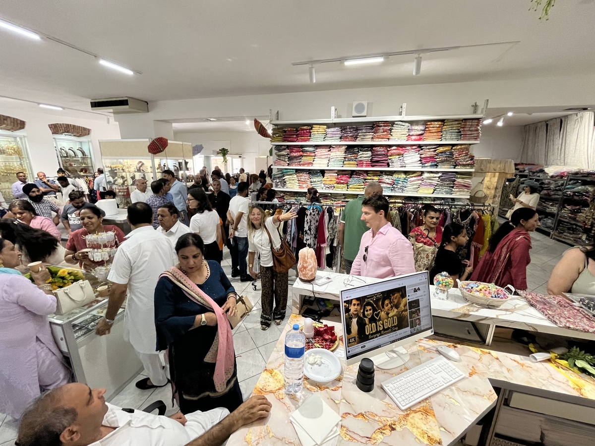 Ethnic Wear abbiagliamento Brescia Locali (33)
