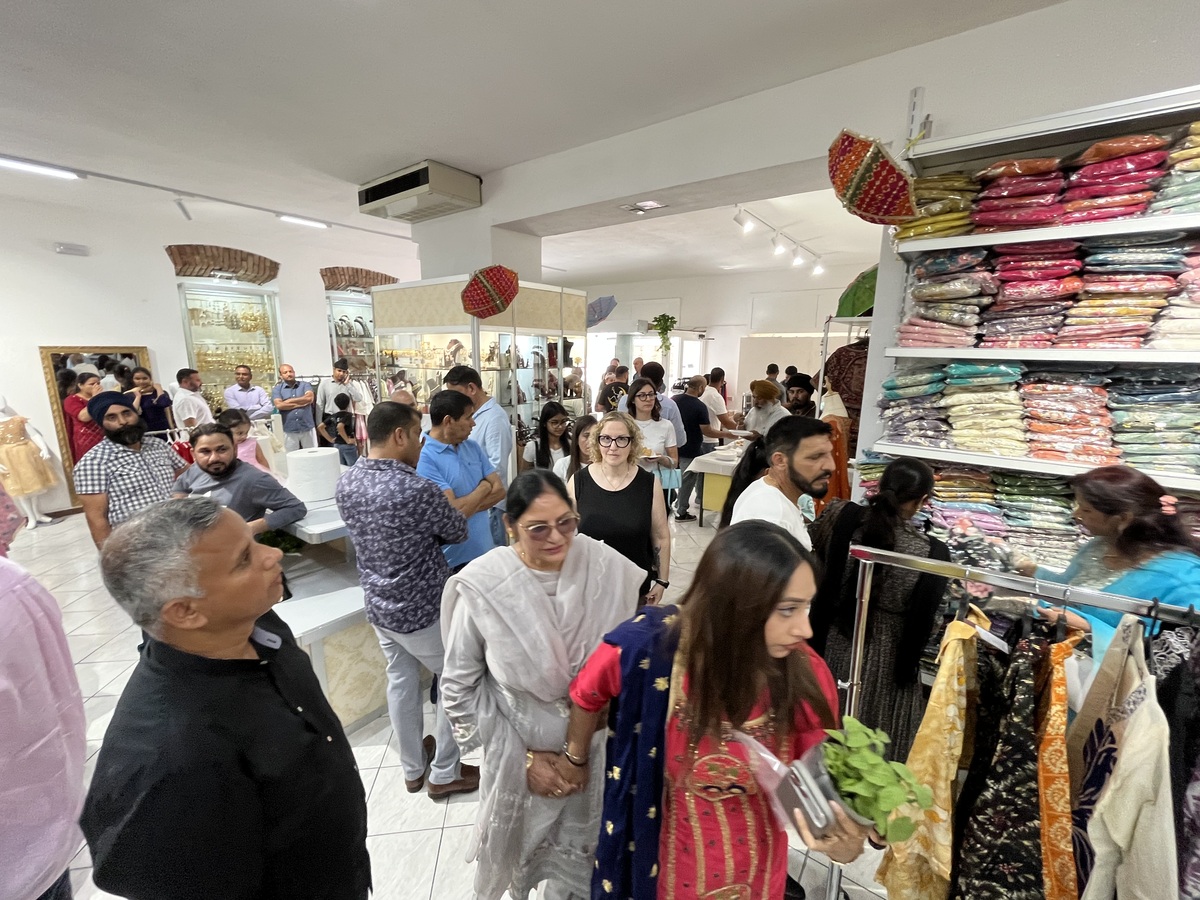 Ethnic Wear abbiagliamento Brescia Locali (36)
