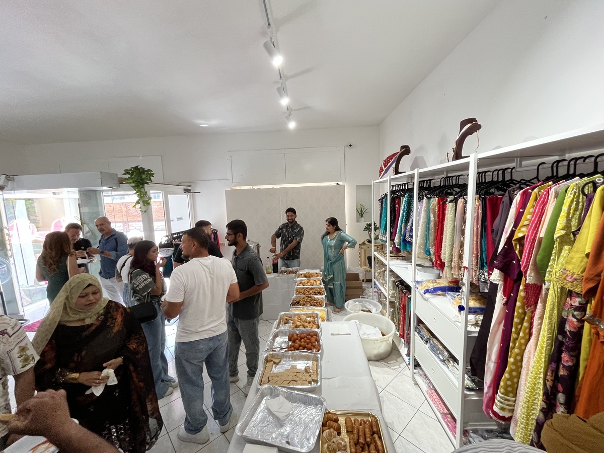 Ethnic Wear abbiagliamento Brescia Locali (38)