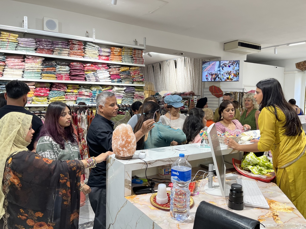 Ethnic Wear abbiagliamento Brescia Locali (41)